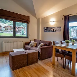 apartments-superior-el-tarter.andorra-la-vella-hotels.net/